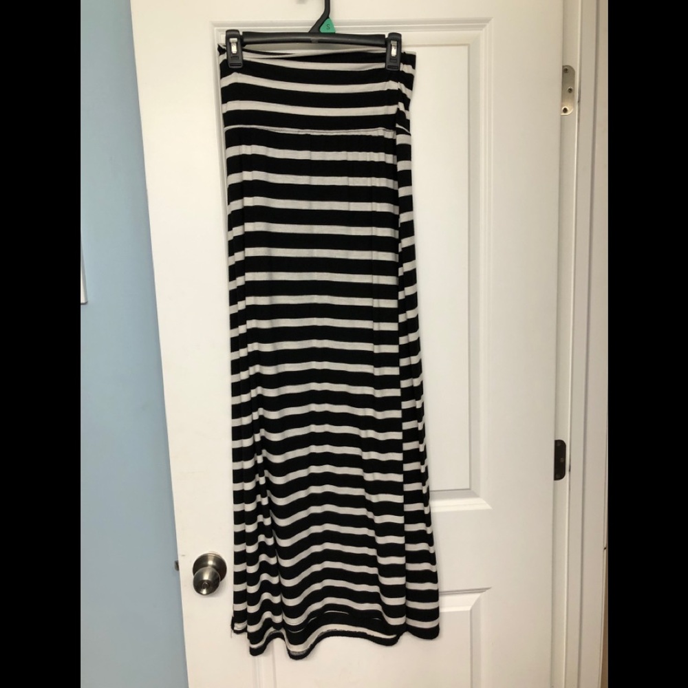 Stripped Maxi Skirt